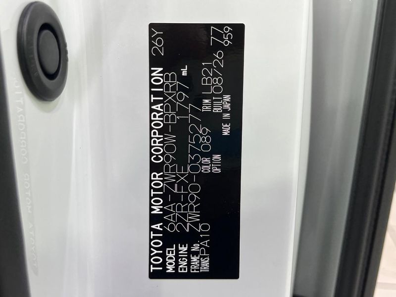 2026 Toyota Voxy 6AA-ZWR90W (UW-6ab1f44ca5fdd)[1]