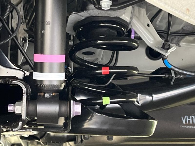 2026 Toyota Voxy 6AA-ZWR90W (UW-6ab1f44ca5fdd)[14]