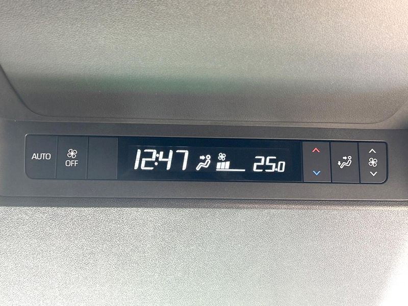 2026 Toyota Alphard Hybrid 6AA-AAHH40W (UW-6ab3418da941f)[6]