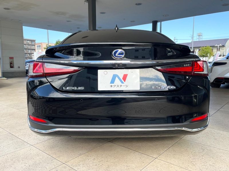2021 Lexus ES 6AA-AXZH11 (UW-6ab341ee57382)[12]