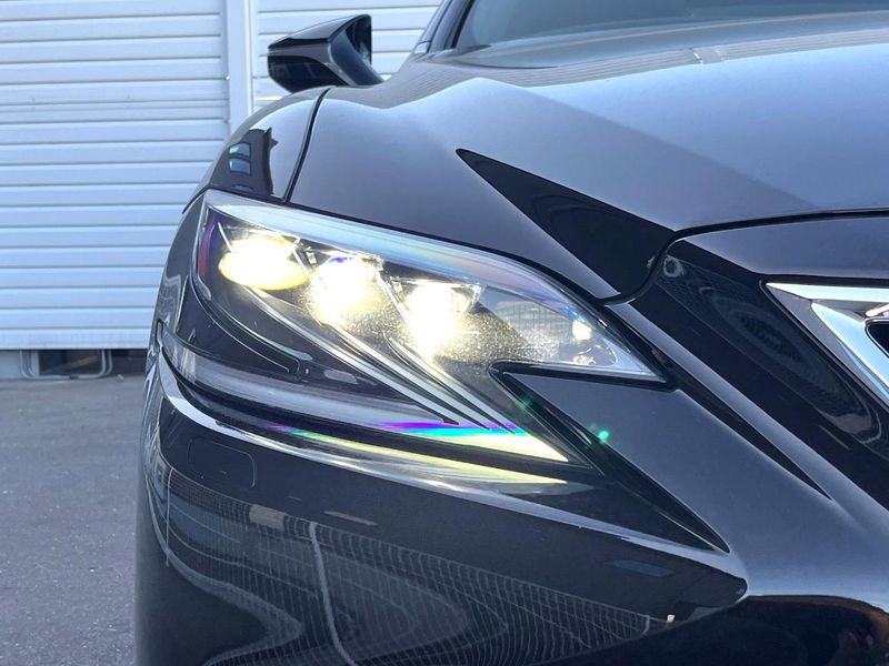 2018 Lexus LS DAA-GVF50 (UW-6ab342c95b876)[14]