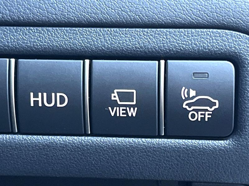 2018 Lexus LS DAA-GVF50 (UW-6ab342c95b876)[19]