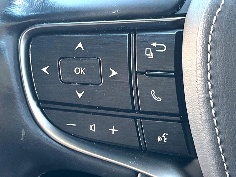 2018 Lexus LS DAA-GVF50 (UW-6ab342c95b876)[22]