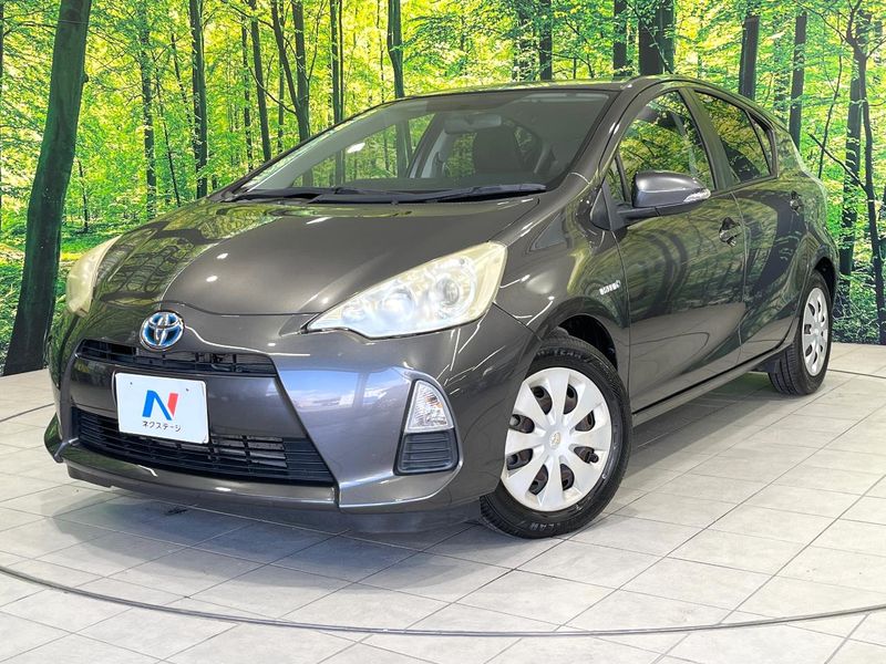 2012 Toyota Aqua DAA-NHP10 (UW-6ab344dd65e6e)[0]