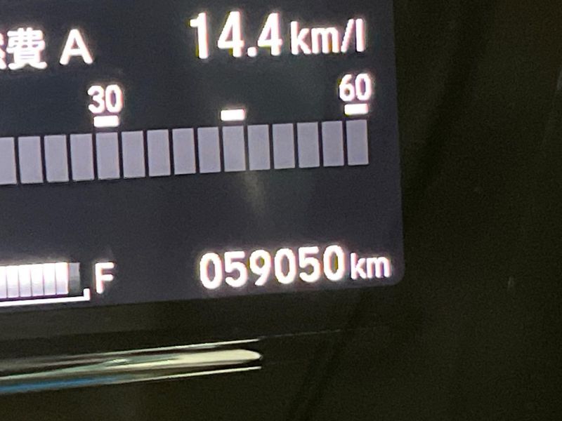 2016 Honda Vezel DAA-RU3 (UW-6ab3451565d3c)[2]
