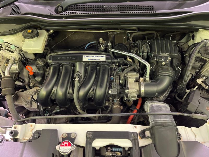 2016 Honda Vezel DAA-RU3 (UW-6ab3451565d3c)[4]