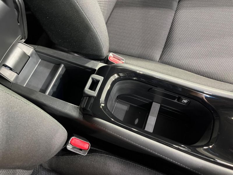 2017 Honda Vezel DAA-RU4 (UW-6ab345198558b)[29]