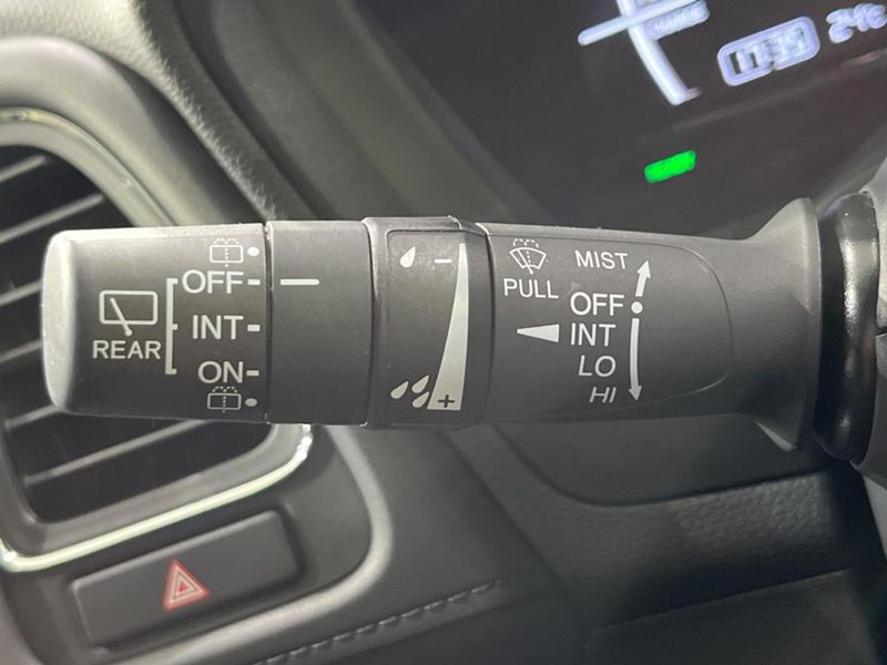 2017 Honda Vezel DAA-RU4 (UW-6ab345198558b)[25]