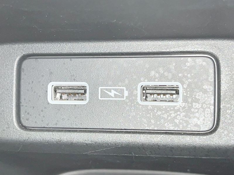 2021 Honda Vezel 6AA-RV5 (UW-6ab3451d86899)[25]