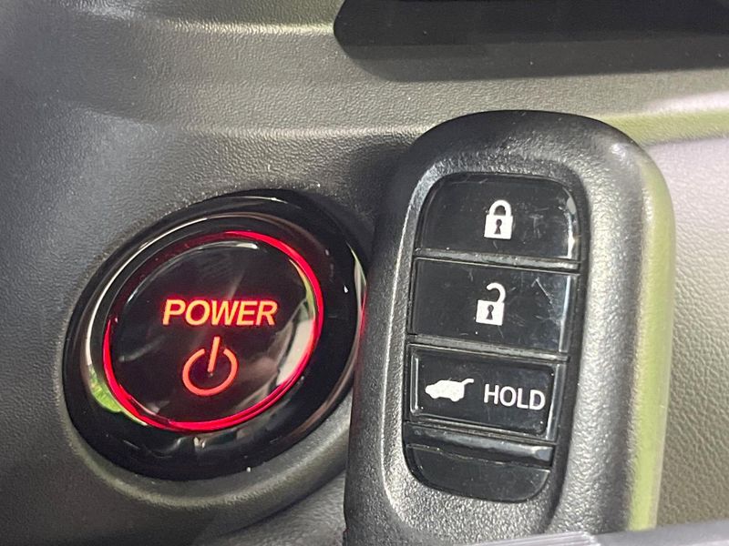 2021 Honda Vezel 6AA-RV5 (UW-6ab3451de6e90)[13]
