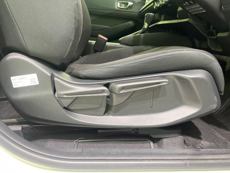 2022 Honda Vezel 6AA-RV5 (UW-6ab3451ea7bf0)[4]
