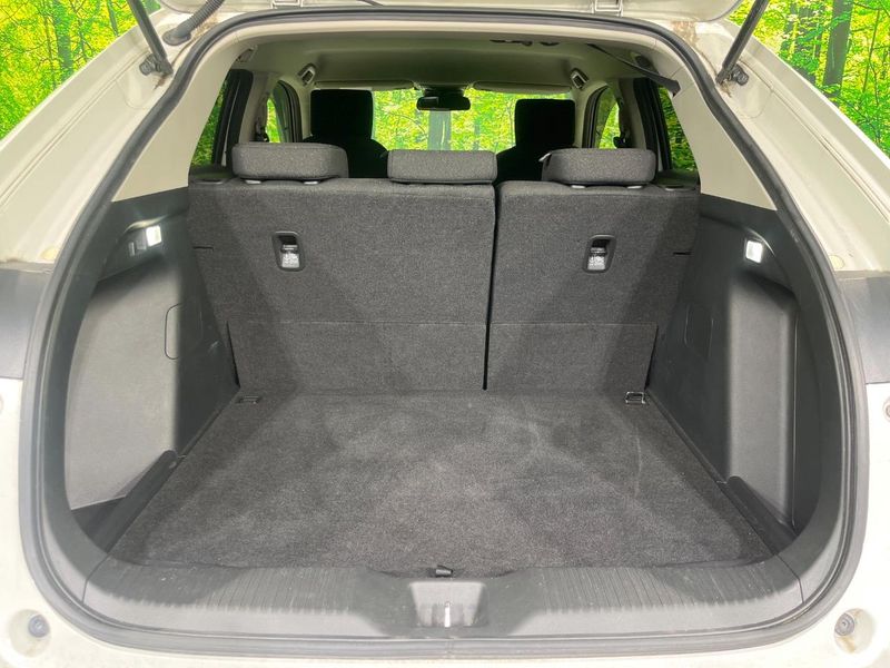2022 Honda Vezel 6AA-RV5 (UW-6ab3451ea7bf0)[27]