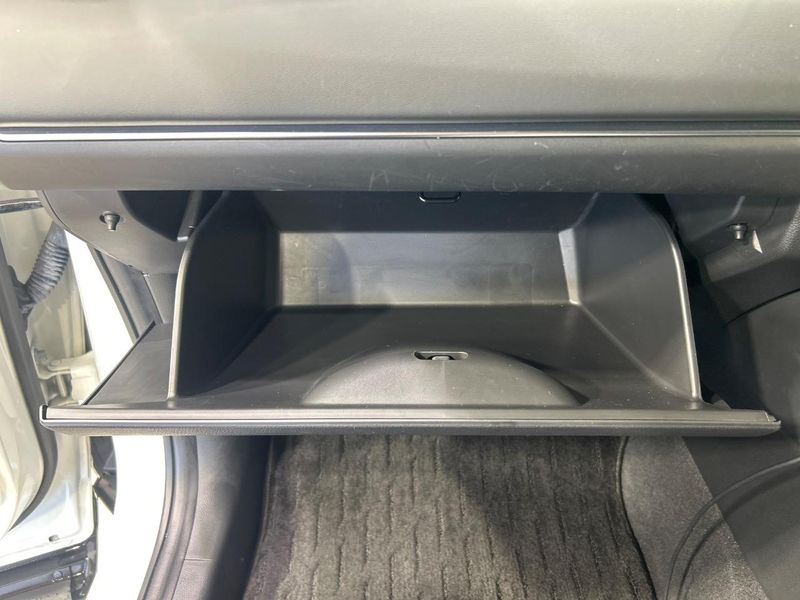 2023 Honda Vezel 6AA-RV5 (UW-6ab345212f7bf)[5]