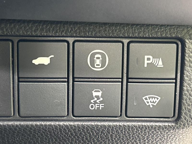 2023 Honda Vezel 6AA-RV5 (UW-6ab345212f7bf)[11]