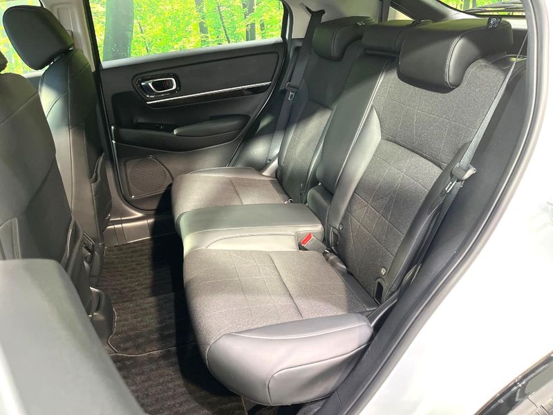 2024 Honda Vezel 6AA-RV5 (UW-6ab3452543751)[24]
