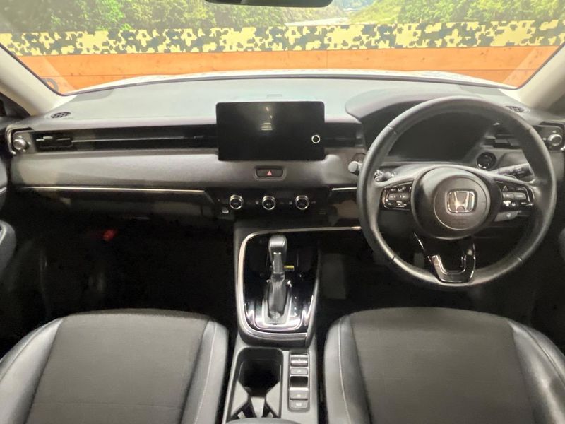 2022 Honda Vezel 6AA-RV6 (UW-6ab3452b2a375)[20]