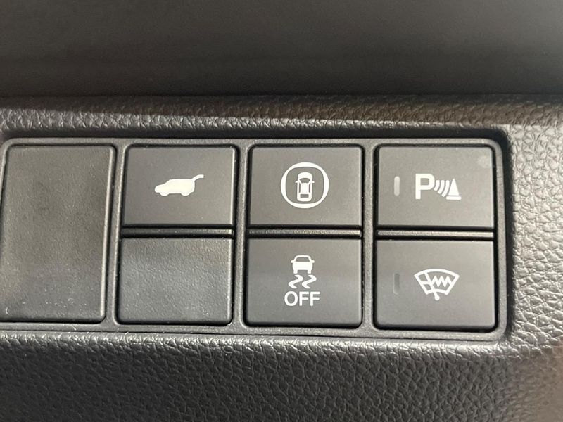 2022 Honda Vezel 6AA-RV6 (UW-6ab3452b2a375)[23]