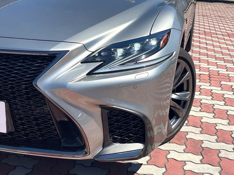 2018 Lexus LS DBA-VXFA55 (UW-6ab345813b6a3)[14]
