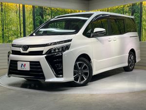 2017 Toyota Voxy DBA-ZRR80W