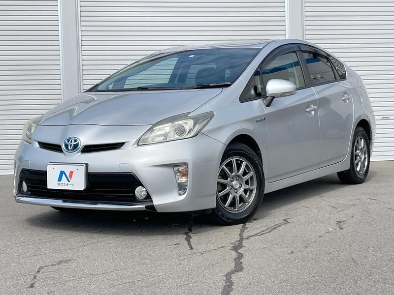 2014 Toyota Prius DAA-ZVW30 (UW-6ab345d64a69e)[0]
