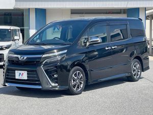 2018 Toyota Voxy DBA-ZRR80W