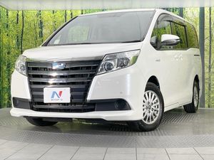 2015 Toyota Noah DAA-ZWR80G