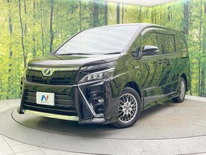2017 Toyota Voxy DAA-ZWR80W