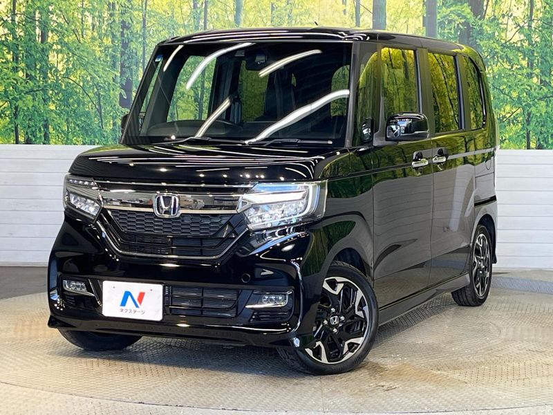 2019 Honda N-BOX CUSTOM DBA-JF3 (UW-6ab5e6206d9a5)[0]