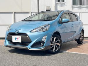 2015 Toyota Aqua DAA-NHP10