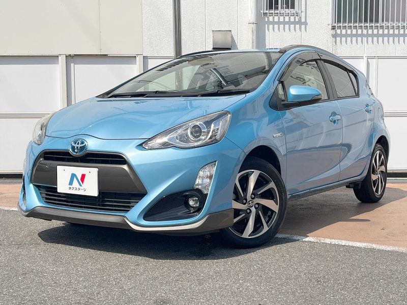 2015 Toyota Aqua DAA-NHP10 (UW-6ab5e7b2a3cb4)[0]