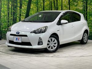 2013 Toyota Aqua DAA-NHP10