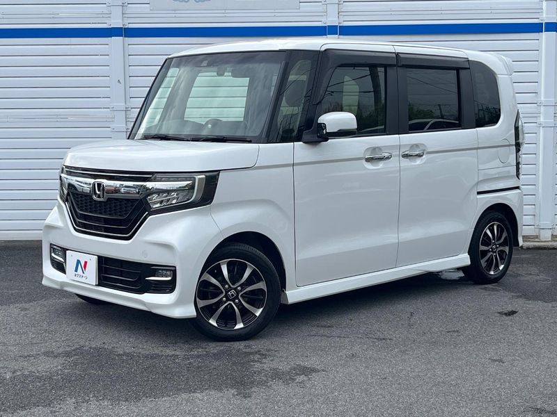2018 Honda N-BOX CUSTOM DBA-JF3 (UW-mulwlgclb5ve)[0]
