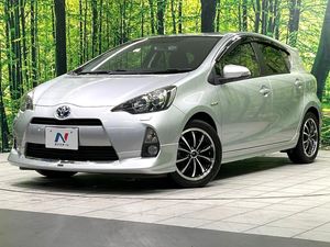 2013 Toyota Aqua DAA-NHP10
