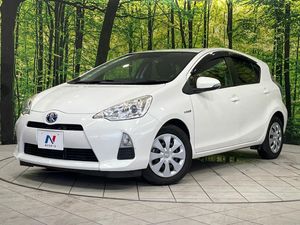 2013 Toyota Aqua DAA-NHP10