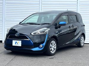 2016 Toyota Sienta DAA-NHP170G