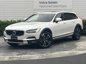 2017 Volvo V90 DBA-PB420