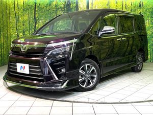 2017 Toyota Voxy DBA-ZRR85W