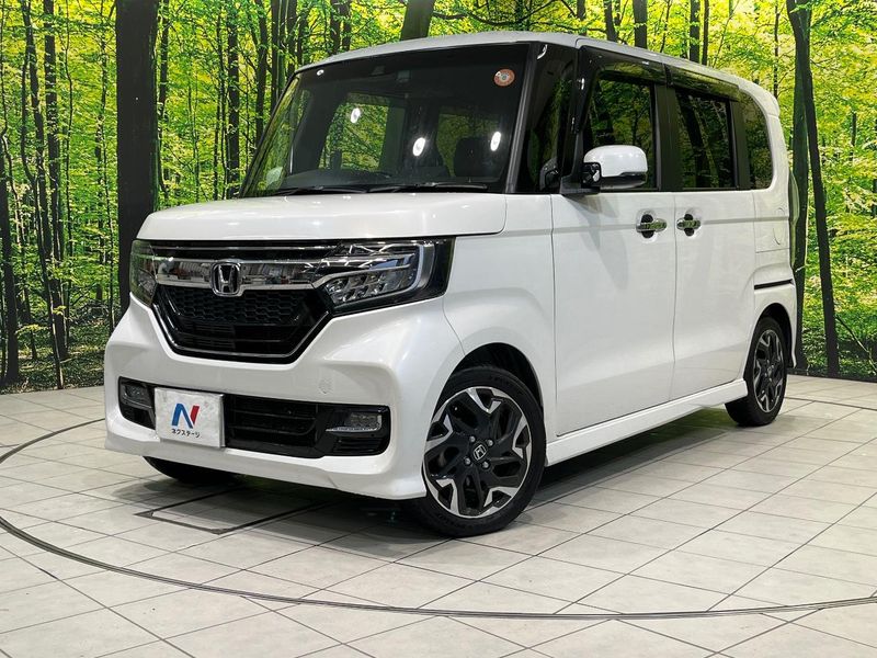 2018 Honda N-BOX CUSTOM DBA-JF3 (UW-munbv66sml50)[0]