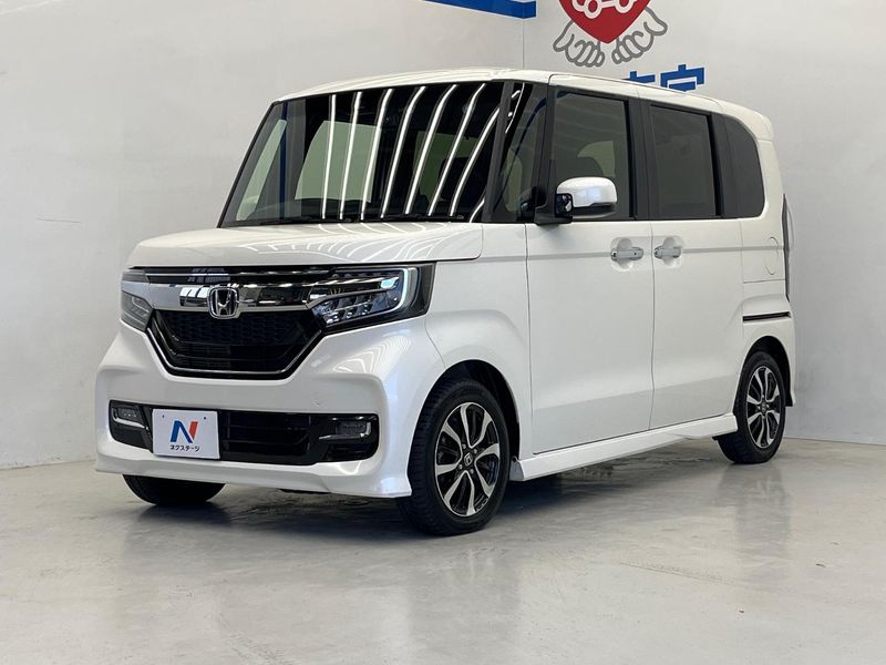 2017 Honda N-BOX CUSTOM DBA-JF3 (UW-muos4w77vt4w)[0]