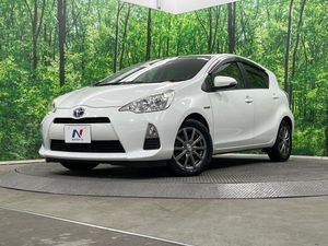 2013 Toyota Aqua DAA-NHP10