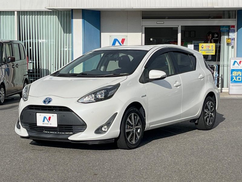 2018 Toyota Aqua DAA-NHP10 (UW-muosdeha30tz)[0]