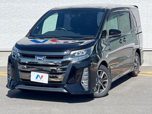 2017 Toyota Noah DBA-ZRR80W