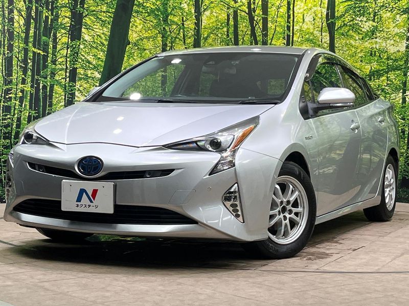 2016 Toyota Prius DAA-ZVW51 (UW-muosifbs741y)[0]