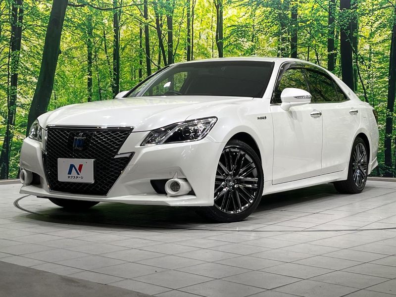 2015 Toyota Crown Hybrid DAA-AWS210 (UW-muq6tyvdd43k)[0]