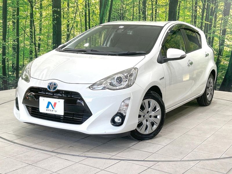 2016 Toyota Aqua DAA-NHP10 (UW-muq74clu797t)[0]