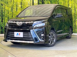 2017 Toyota Voxy DBA-ZRR80W