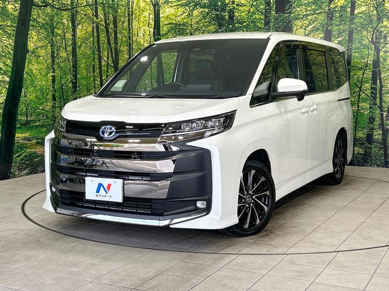 2022 Toyota Noah 6AA-ZWR90W (UW-muq78ytulpuv)[0]