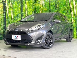2017 Toyota Aqua DAA-NHP10