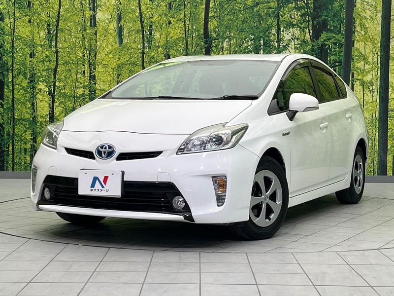 2013 Toyota Prius DAA-ZVW30 (UW-murn0prjiv2i)[0]
