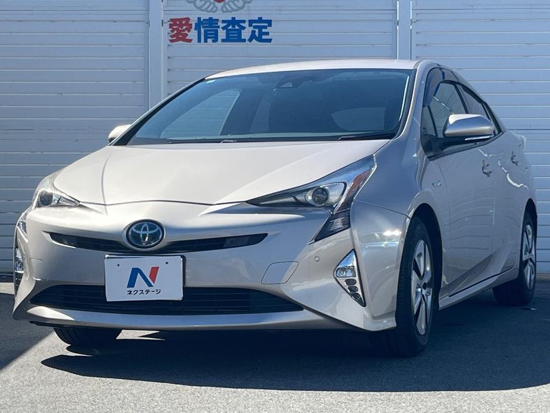 2016 Toyota Prius DAA-ZVW51 (UW-murn181t47wr)[0]